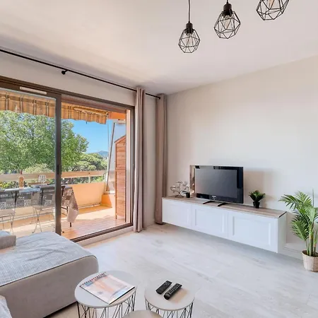 Le Diamant Du Soleil Sea View New Center&parking Appartement Le Lavandou