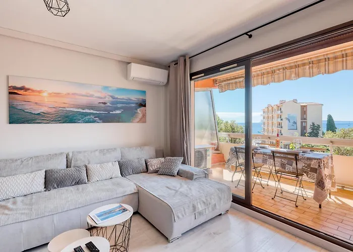 Le Diamant Du Soleil Sea View New Center & Parking Le Lavandou