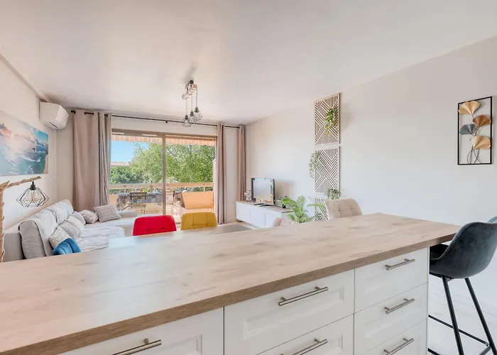 Apartman Le Diamant Du Soleil Sea View New Center & Parking